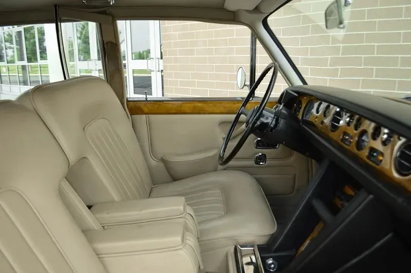 Rolls-Royce Silver Shadow