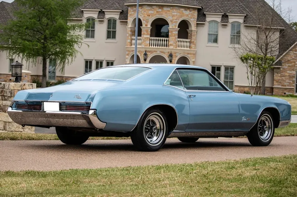 Buick Riviera