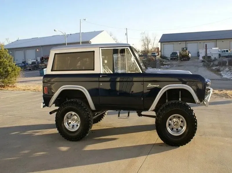 Ford Bronco