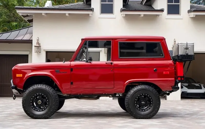 Ford Bronco