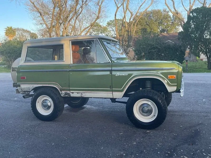 Ford Bronco