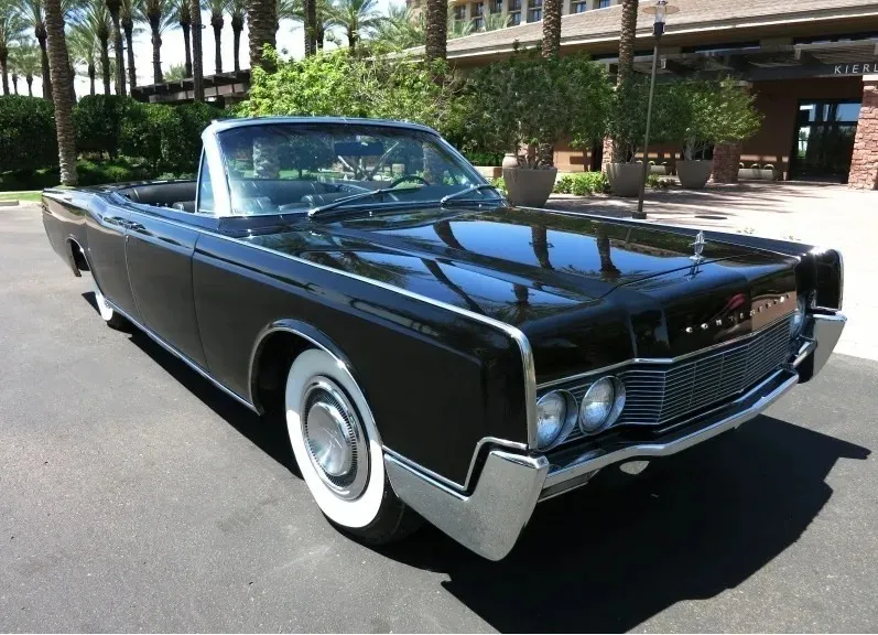 1967 Lincoln Continental Convertible