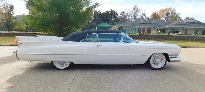 Cadillac Series 62