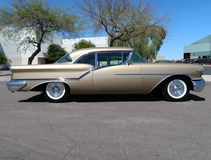 Oldsmobile Ninety-Eight