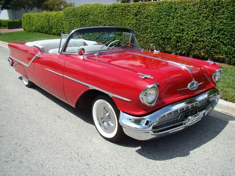 Oldsmobile Ninety-Eight