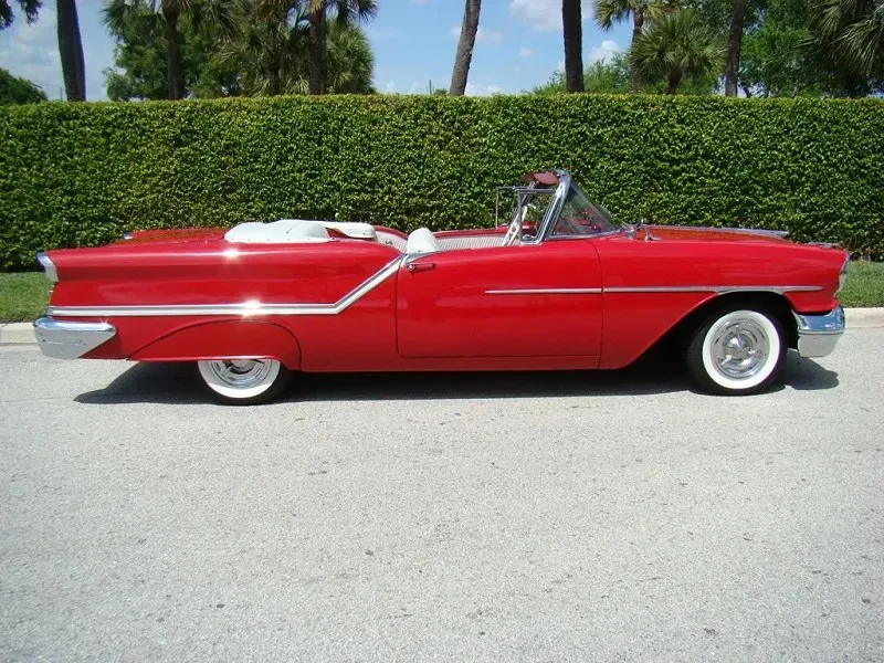 Oldsmobile Ninety-Eight