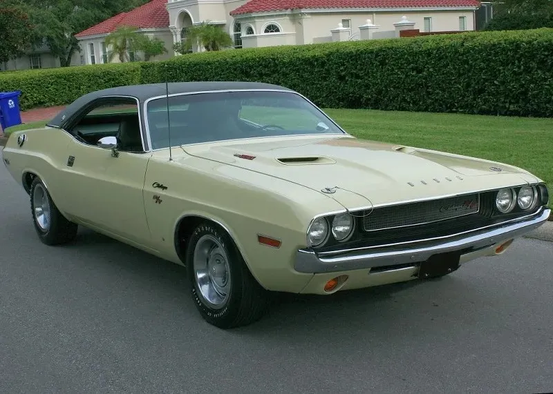 Dodge Challenger