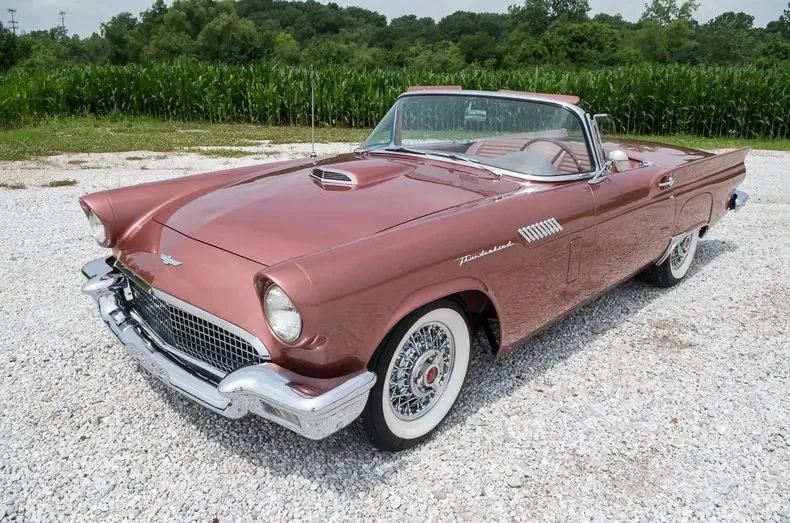 Ford Thunderbird