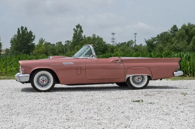 Ford Thunderbird