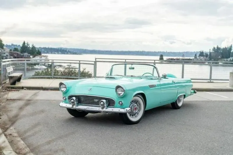 Ford Thunderbird