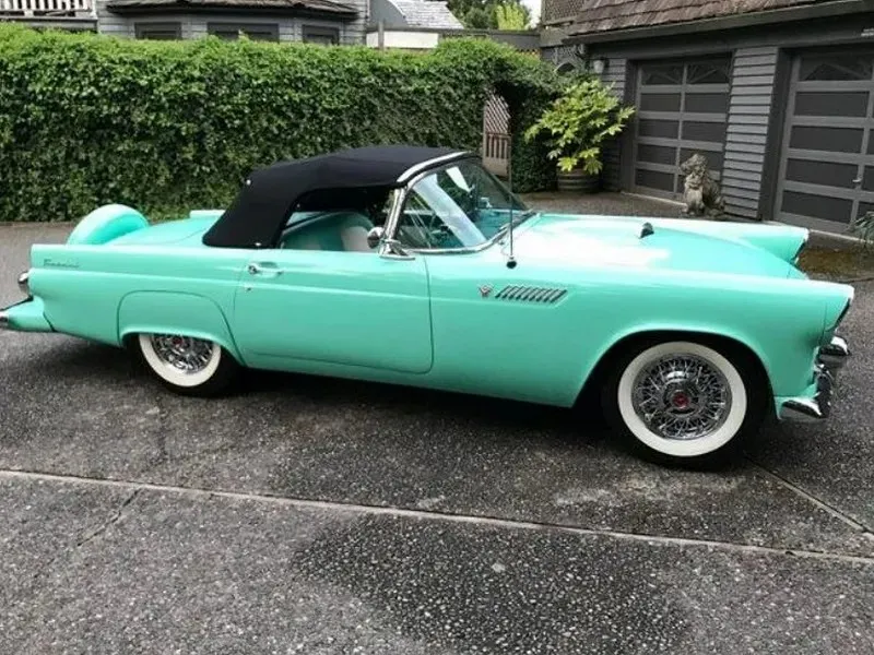 Ford Thunderbird