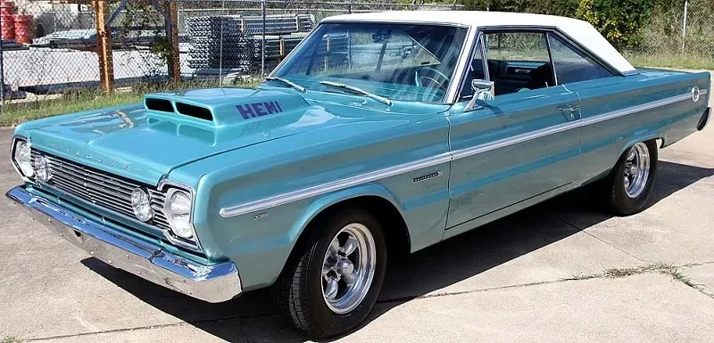 Plymouth Belvedere