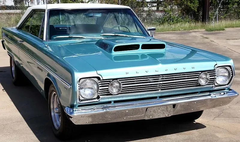 Plymouth Belvedere