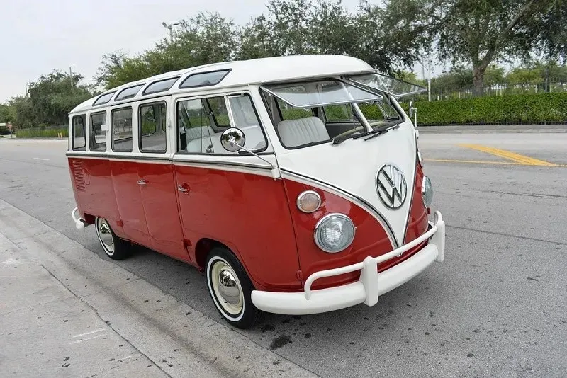 Volkswagen Bus