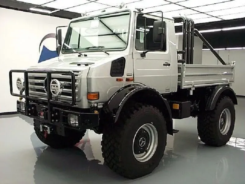 Mercedes-Benz Unimog