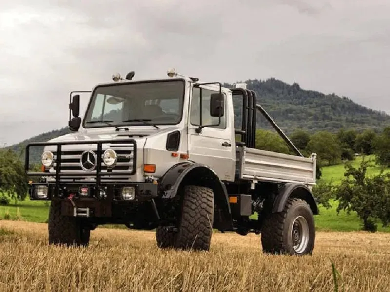 Mercedes-Benz Unimog