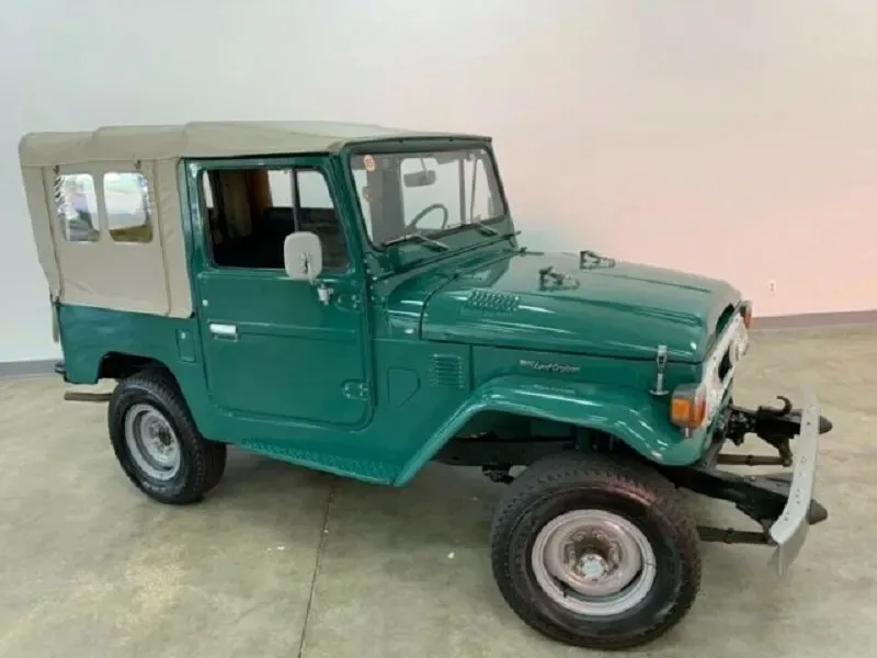 Toyota Land Cruiser FJ40