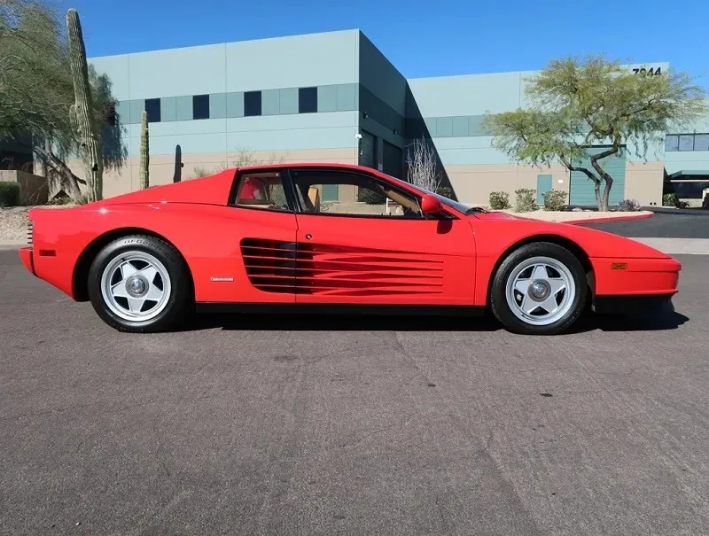 Ferrari Testarossa