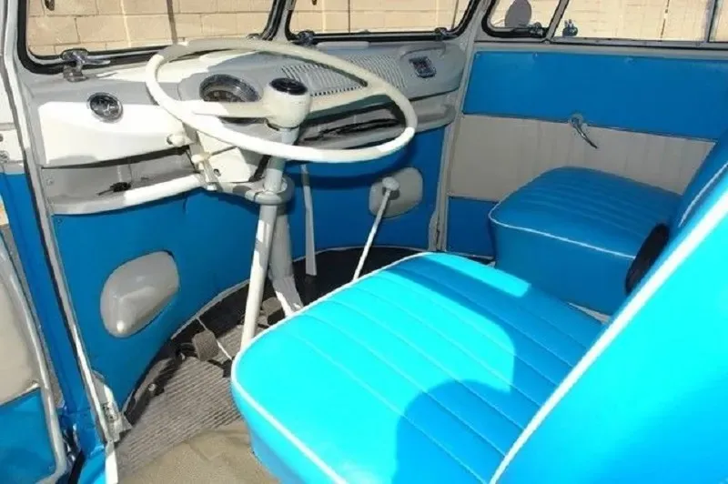 Volkswagen Bus