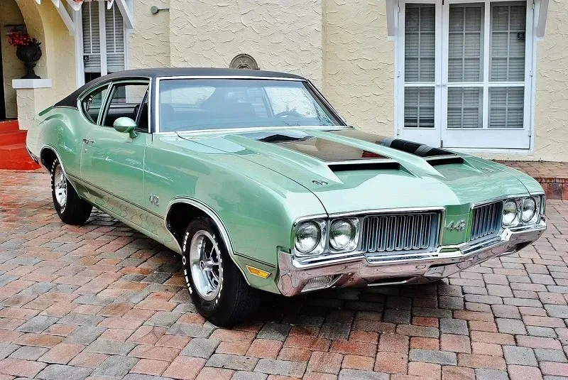 Oldsmobile 442