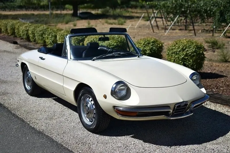 Alfa Romeo Spider