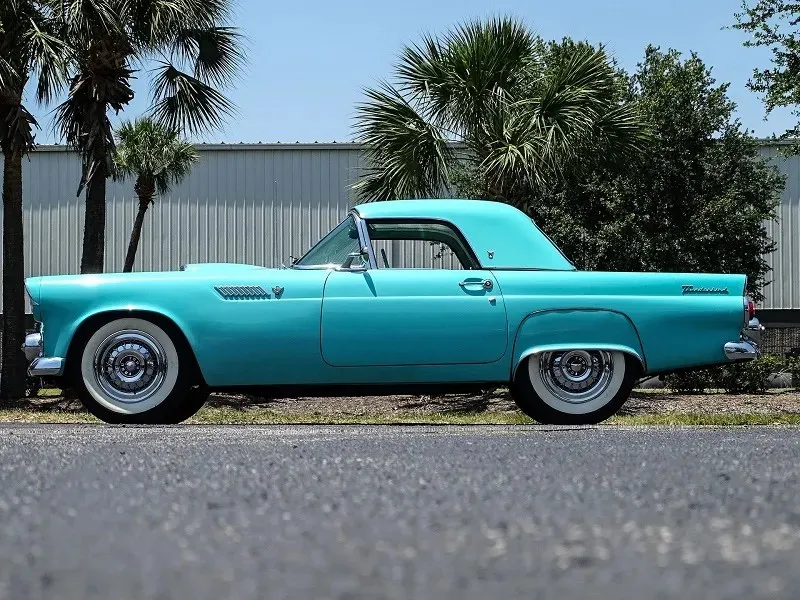 Ford Thunderbird
