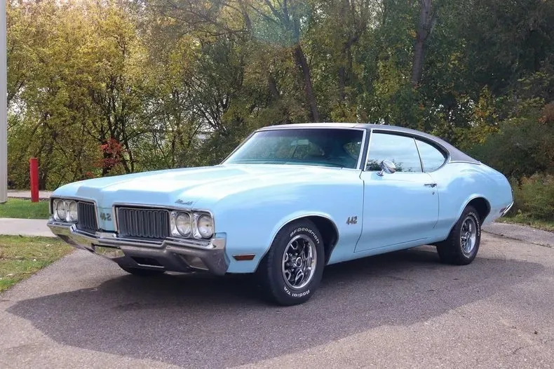 Oldsmobile 442