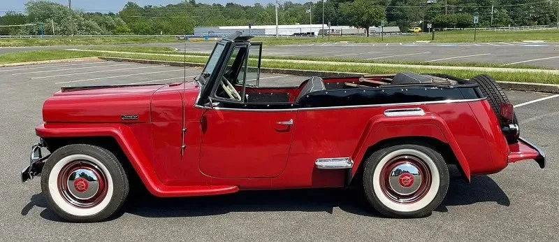 Willys Jeepster