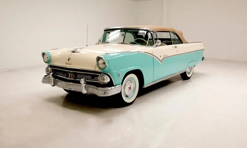 1955 Ford Sunliner Convertible