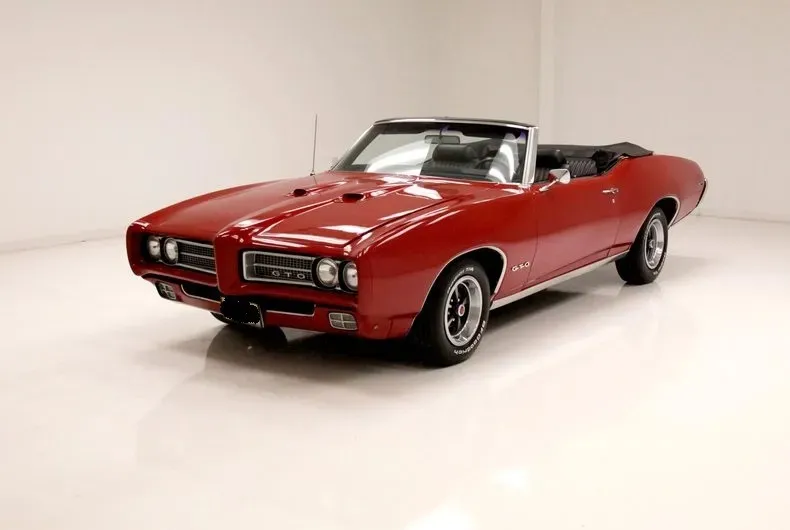 1969 Pontiac GTO Convertible Red