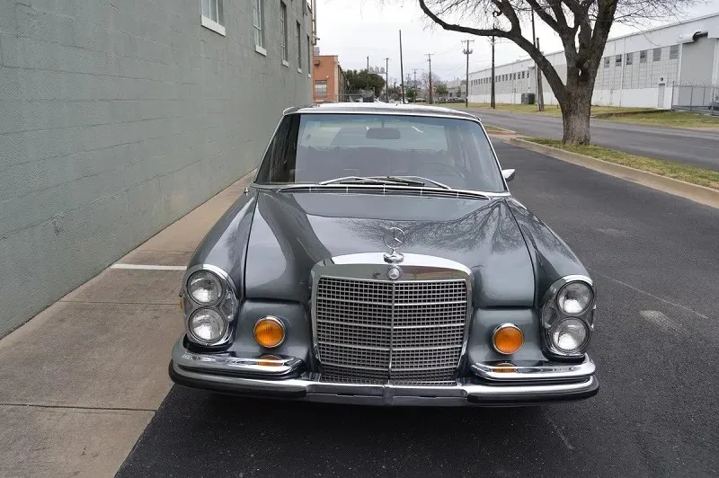 Mercedes-Benz 300SEL 6.3