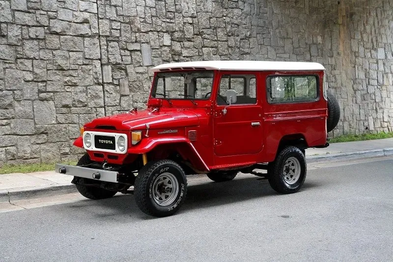 Toyota Land Cruiser FJ43