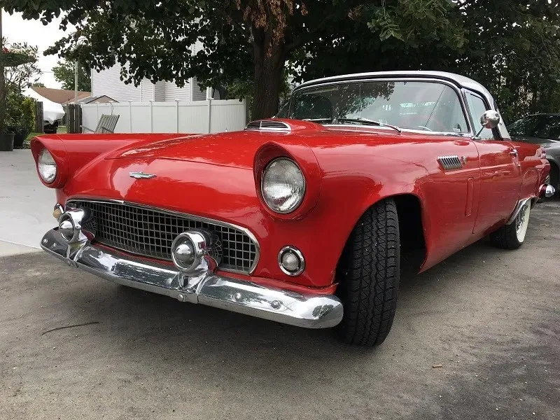 Ford Thunderbird