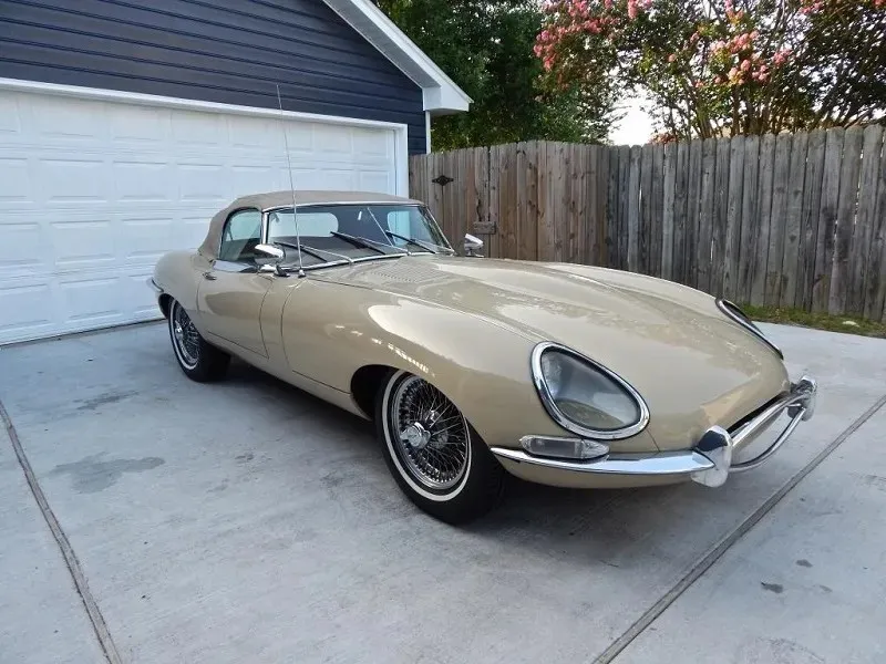 Jaguar XKE