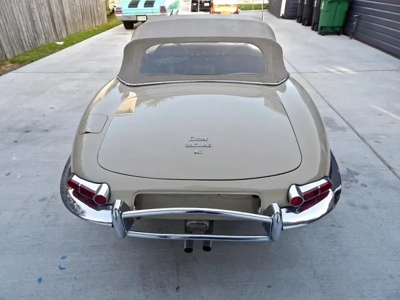 Jaguar XKE