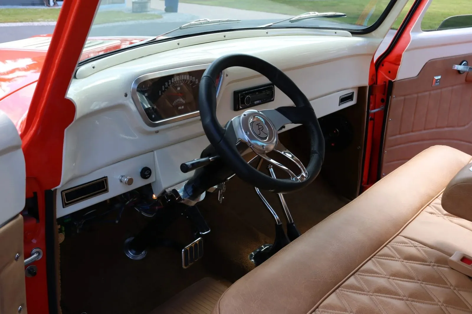 Ford F-100