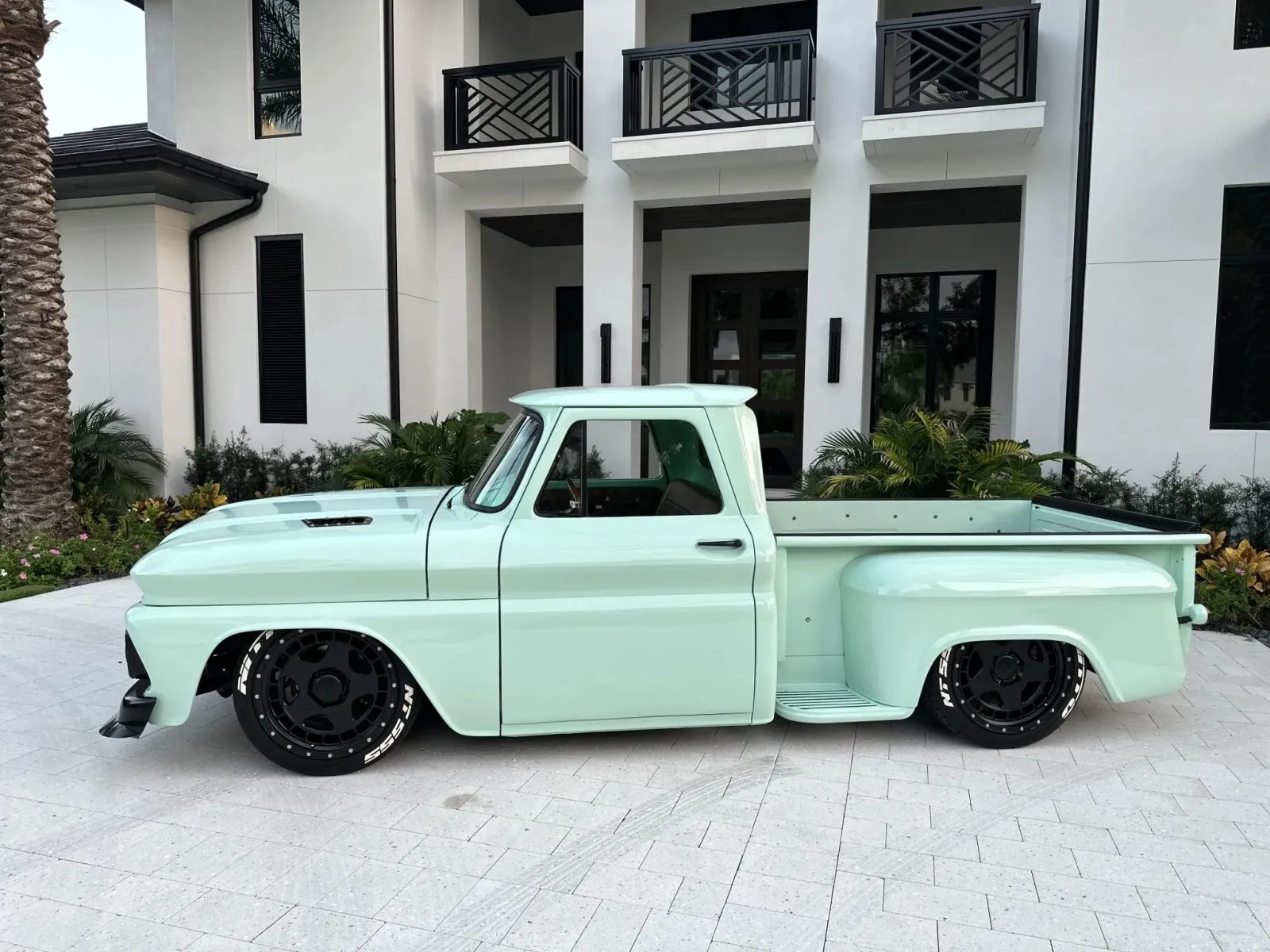 Chevrolet C-10