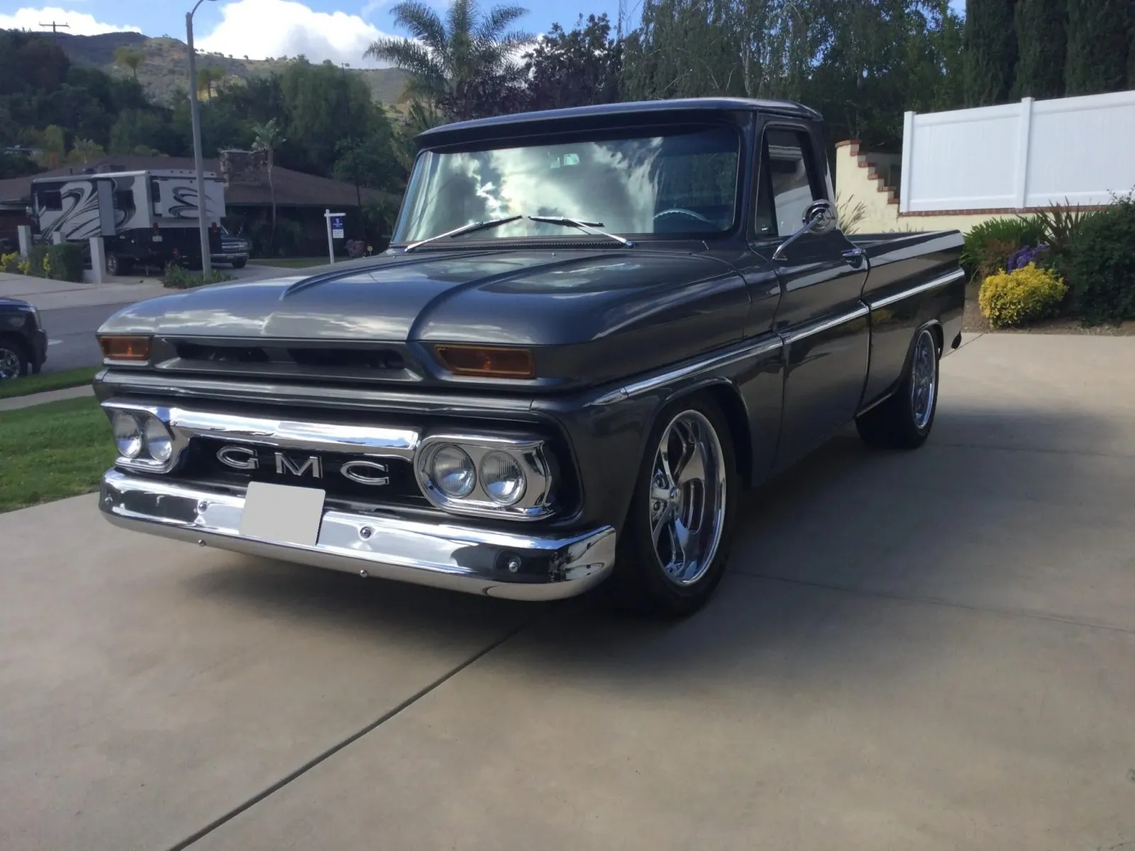 GMC 1000