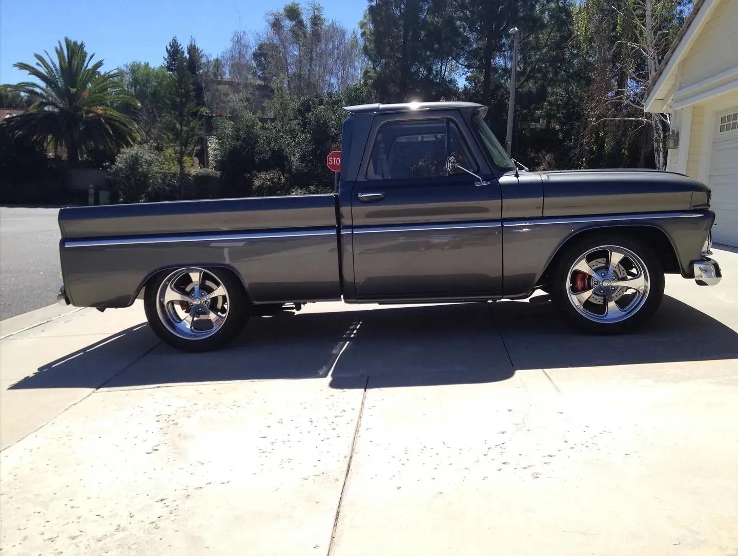 GMC 1000