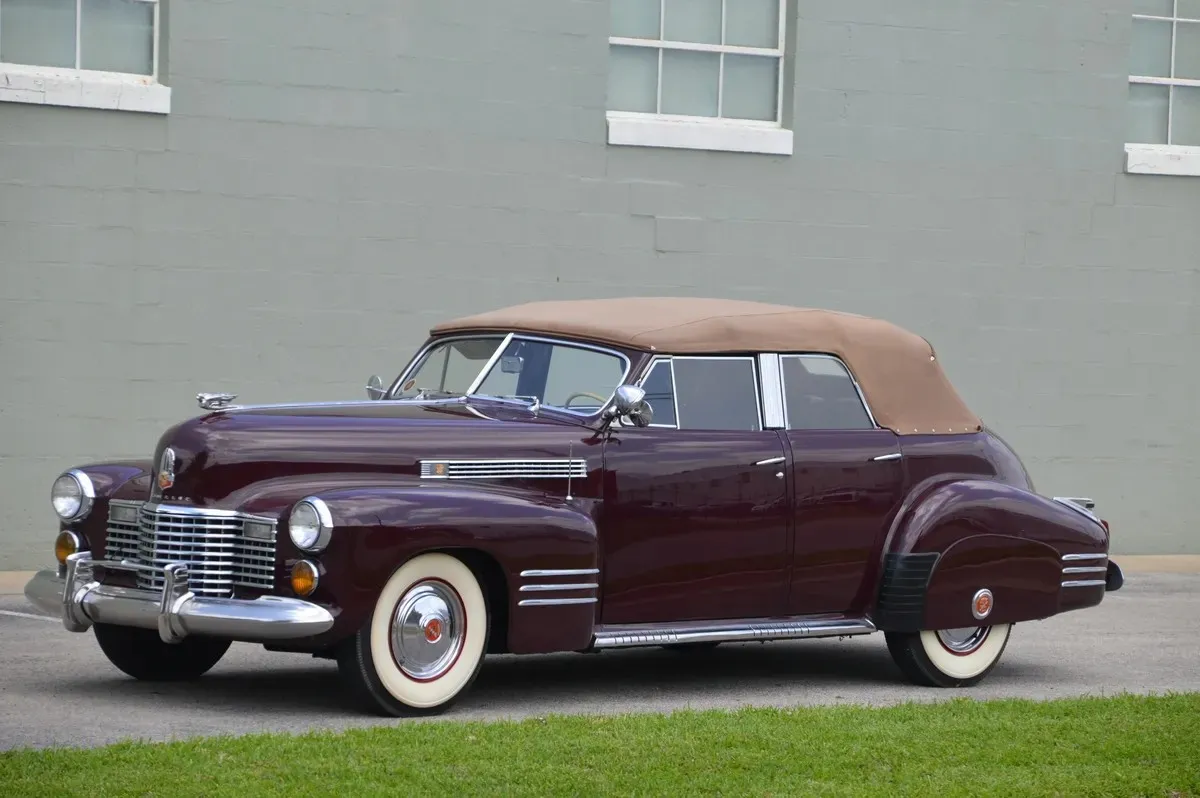 Cadillac Series 62