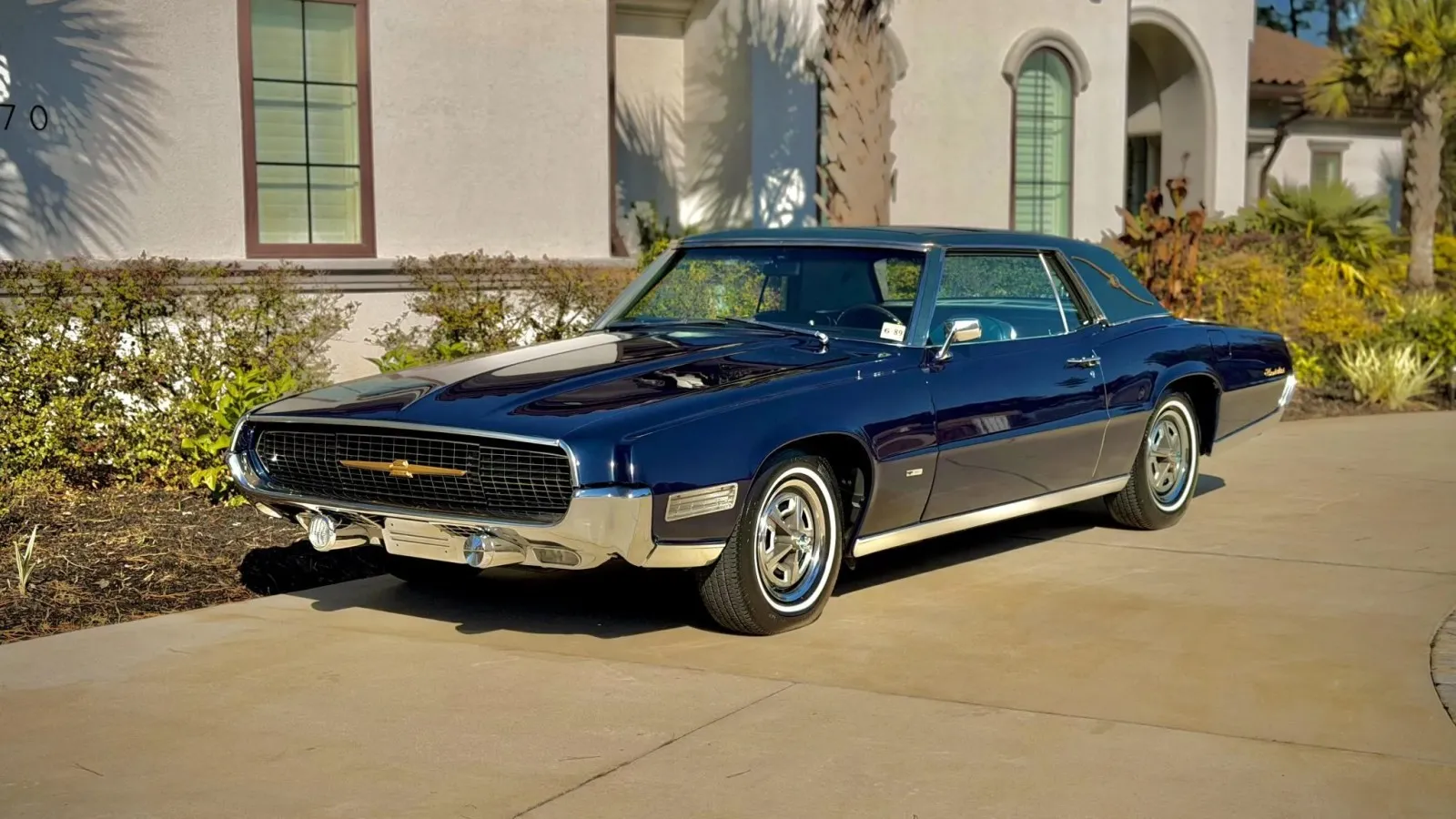 Ford Thunderbird