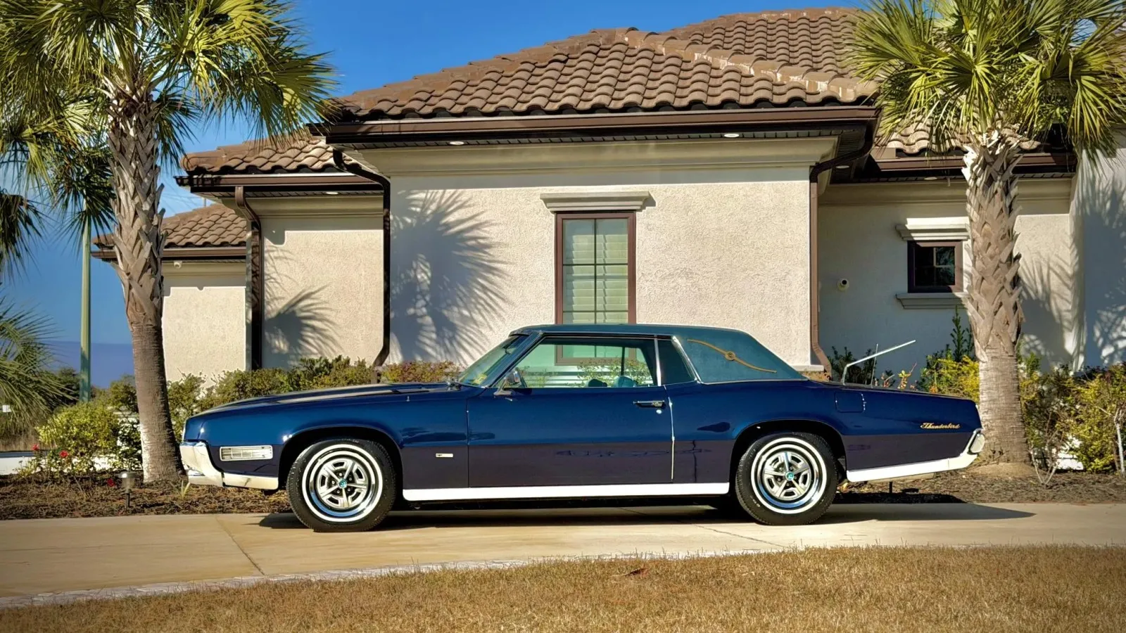 Ford Thunderbird