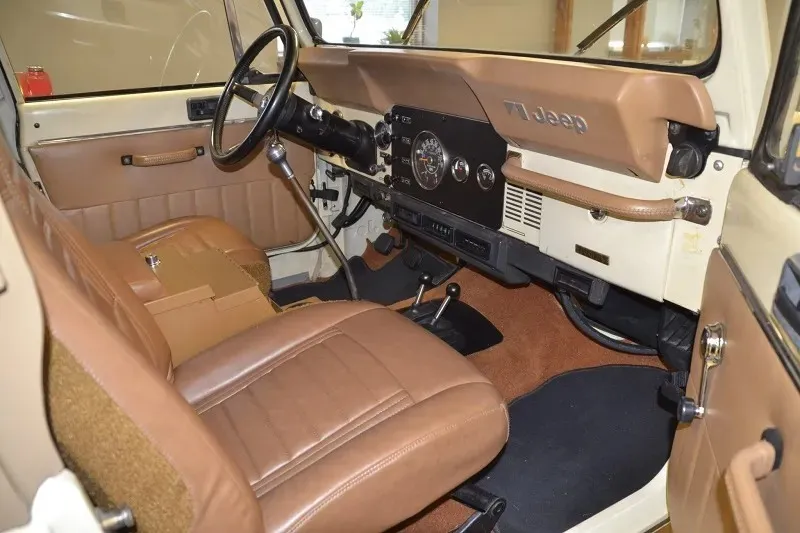 Jeep CJ-7