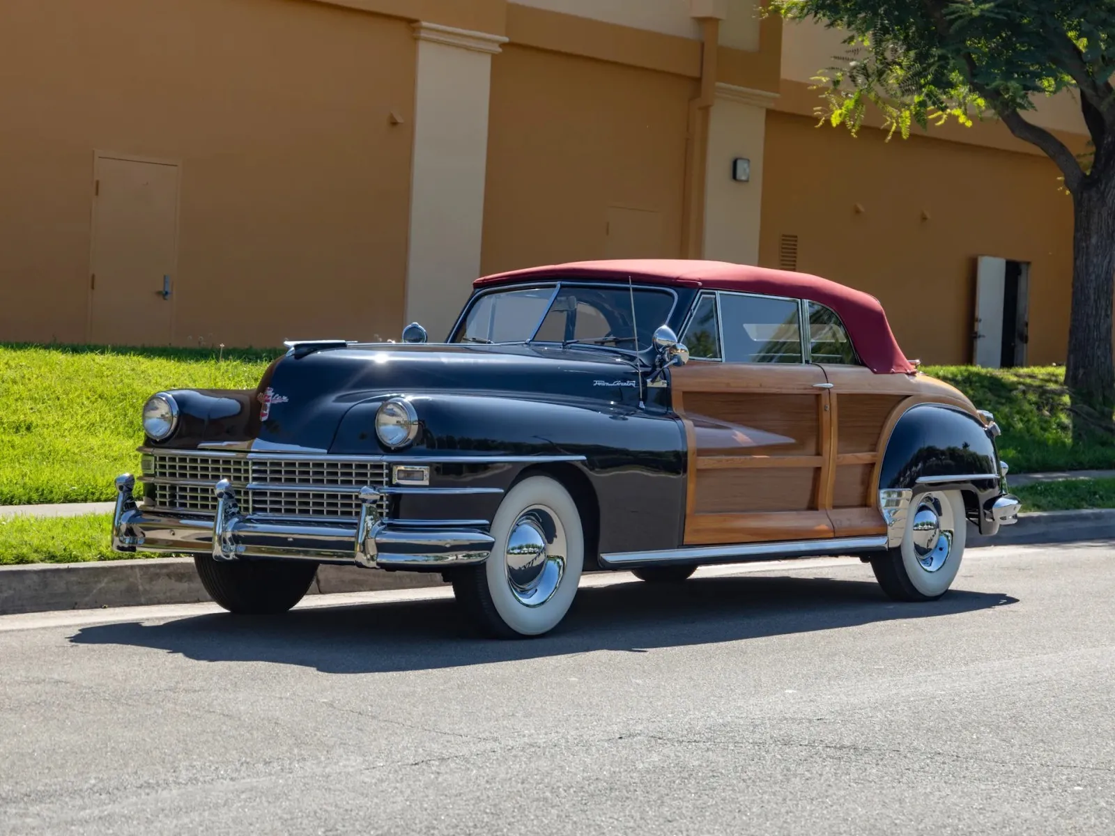1947 Chrysler Town & Country Convertible