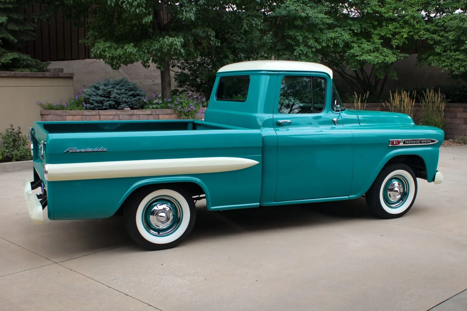 Chevrolet Apache