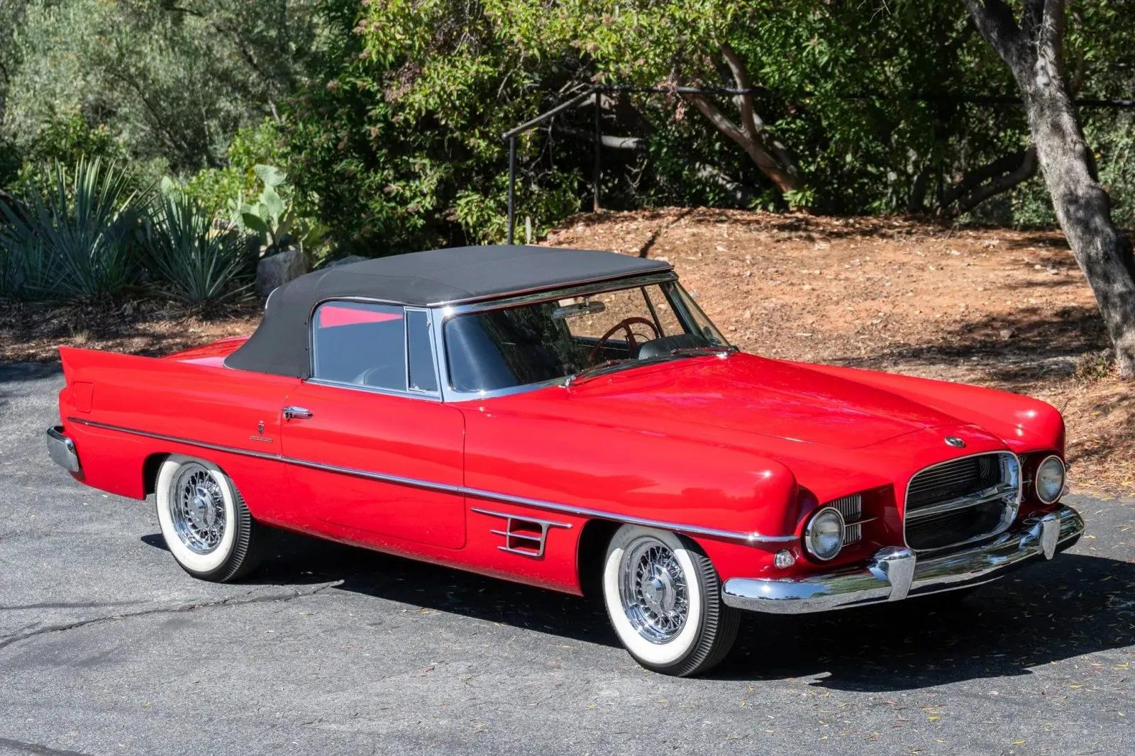 DUAL GHIA