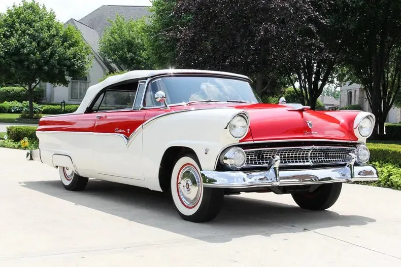 Ford Fairlane