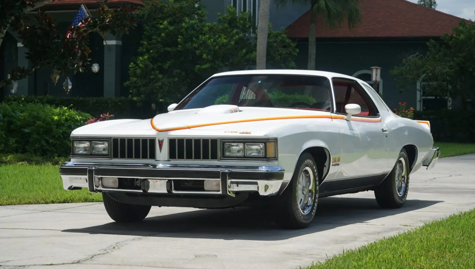1977 Pontiac LeMans Can Am
