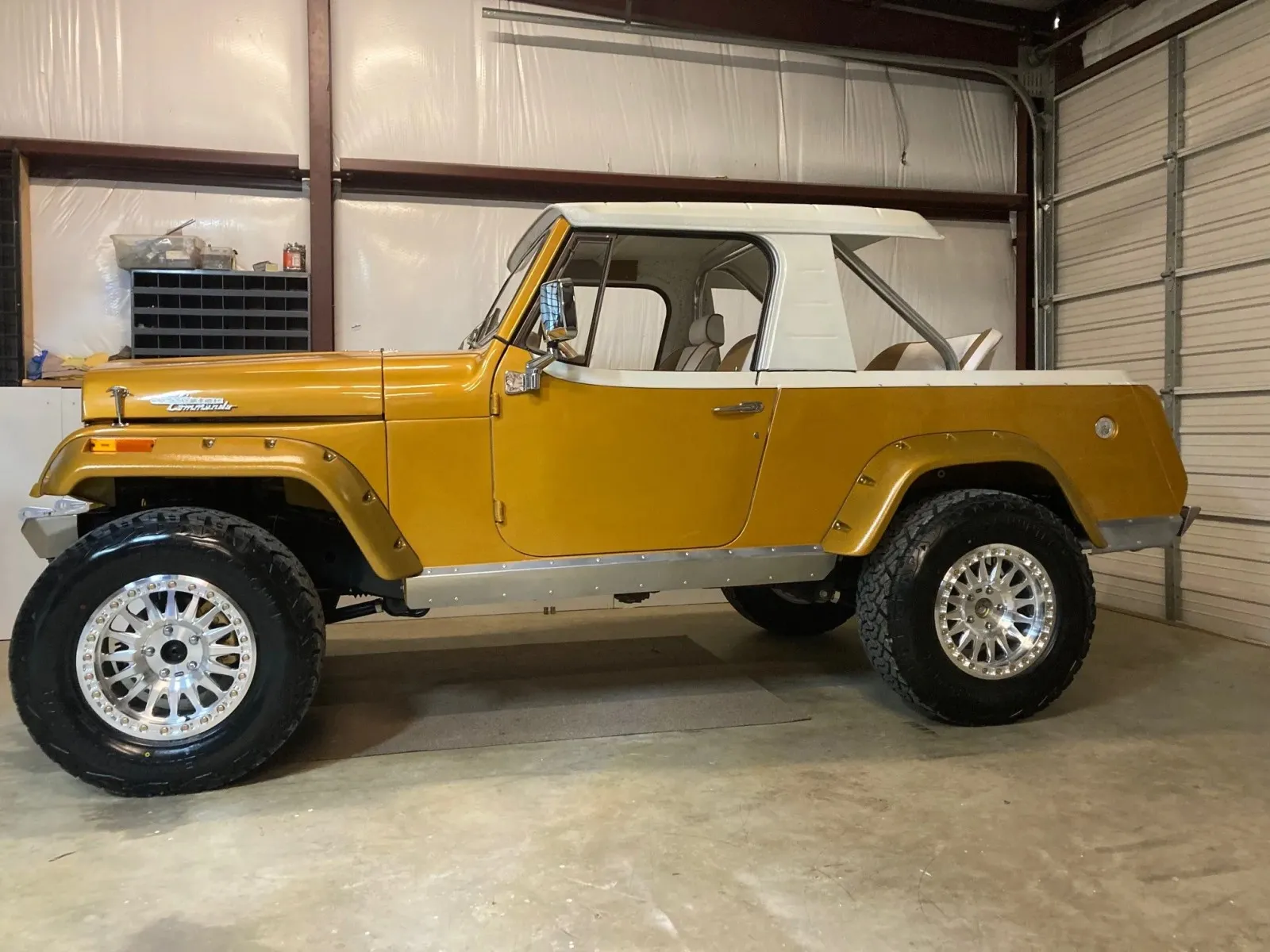 Jeep JEEPSTER