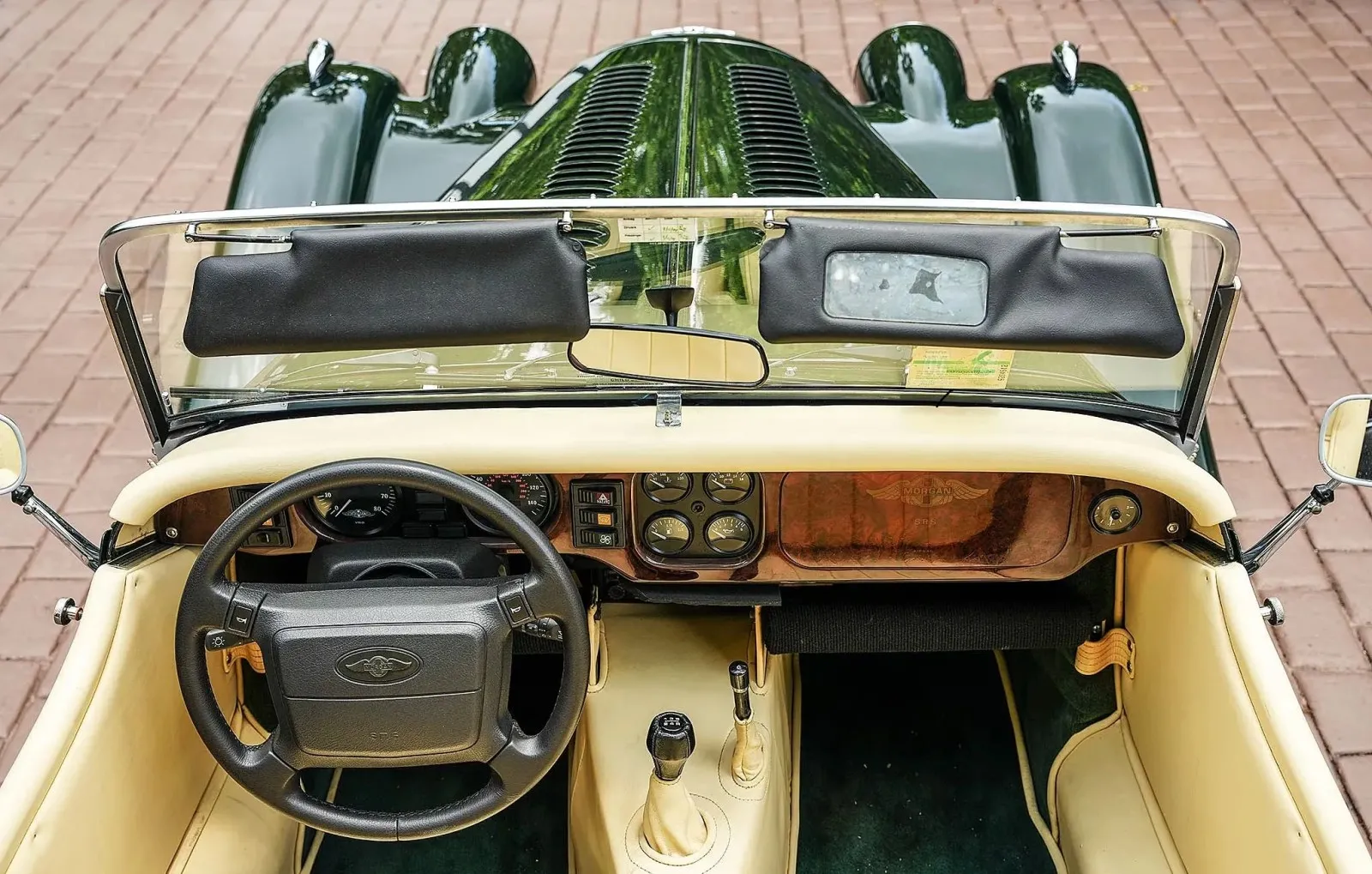 Morgan Plus 8